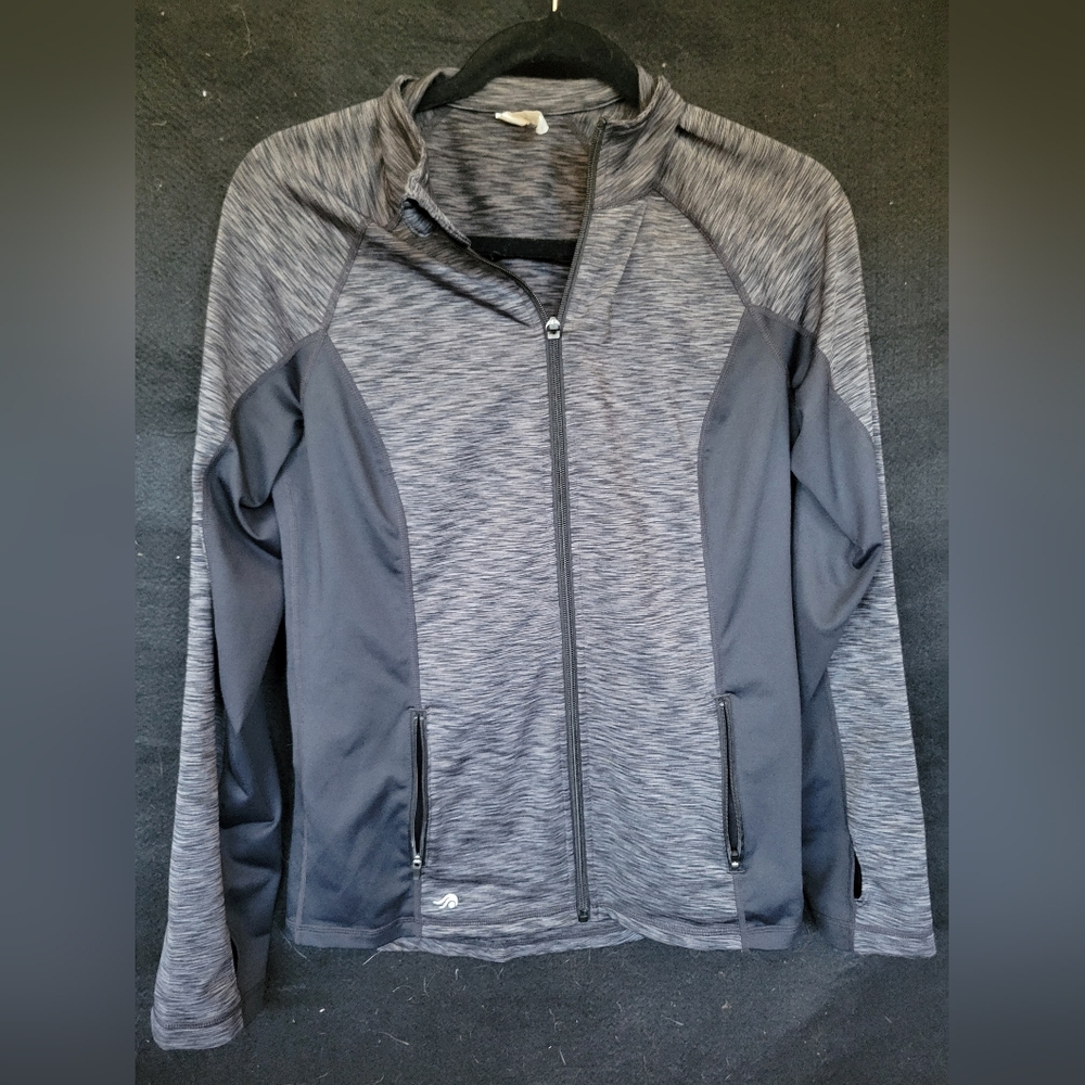 Medium polyester gray and black workout jacket